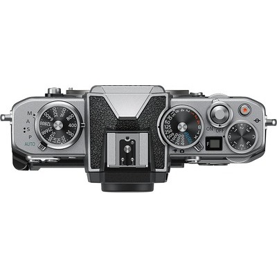 Fotocamera mirrorless Nikon Z fc silver + ottica 18-140 VR + SD 64GB