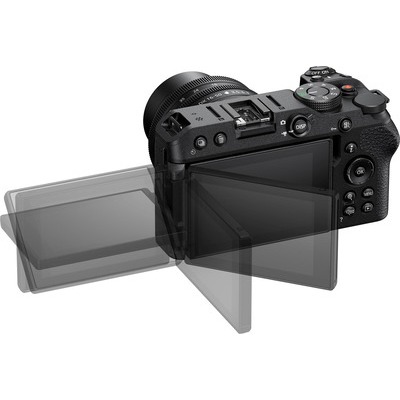 Fotocamera mirrorless Nikon Z30+ottica Z DX 18-140 VR + SD 64GB