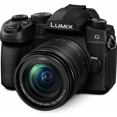Fotocamera mirrorless Panasonic Lumix DC-G90 con ottica Panasonic Lumix G Vario 12-60mm f/3.5-5.6 OIS