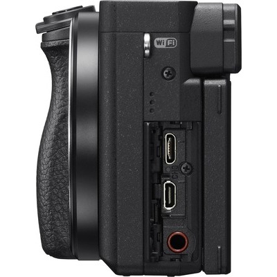 Fotocamera mirrorless Sony Ilce 6400 obbiettivo 16-50 F3.5-5.6 OSS