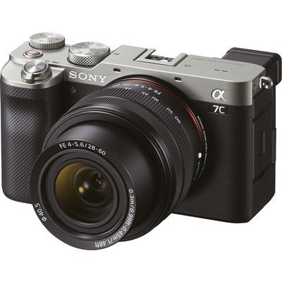Fotocamera mirrorless Sony Ilce 7CS con ottica FE 28-60 f/4-5.6.