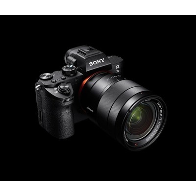 Fotocamera mirrorless Sony Ilce 7M2 ottica 28-70 3.5-5.6 OSS