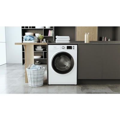 Lavatrice frontale Hotpoint NR649GWSA IT