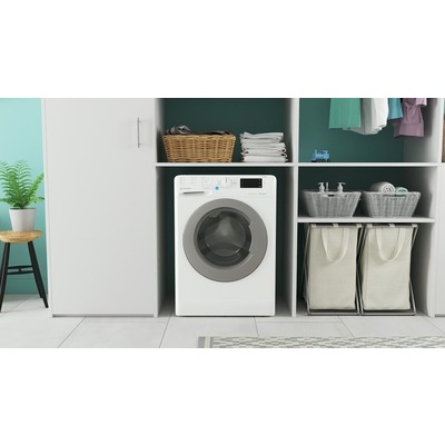 Lavatrice frontale Indesit BWE 81486X WS IT