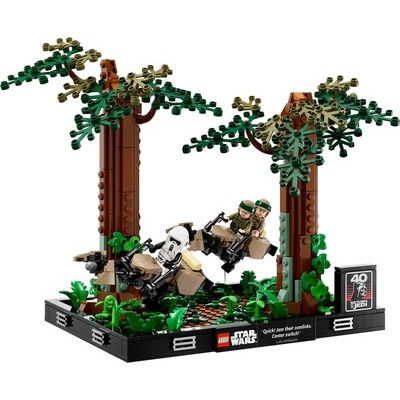 Lego Star Wars Diorama Inseguimento con lo speeder su Endor