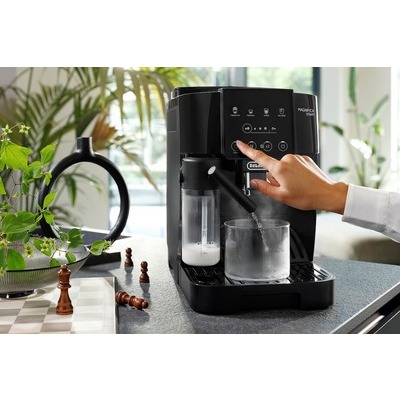 Macchina caffè superautomatica De'Longhi Start Latte ECAM220.60.B con cappuccinatore nero